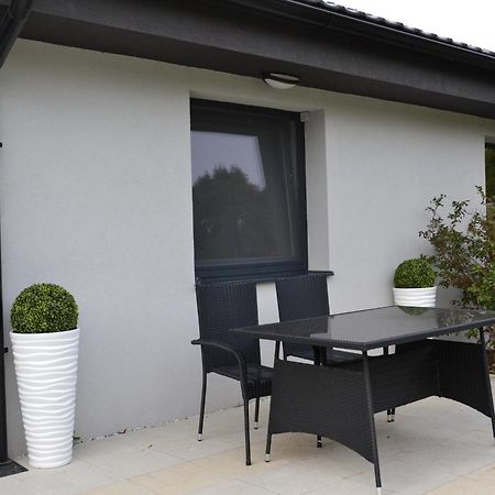 Apartmany U Polanskych บุลฮารี ภายนอก รูปภาพ