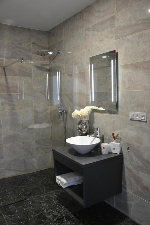 Apartmany U Polanskych บุลฮารี ภายนอก รูปภาพ