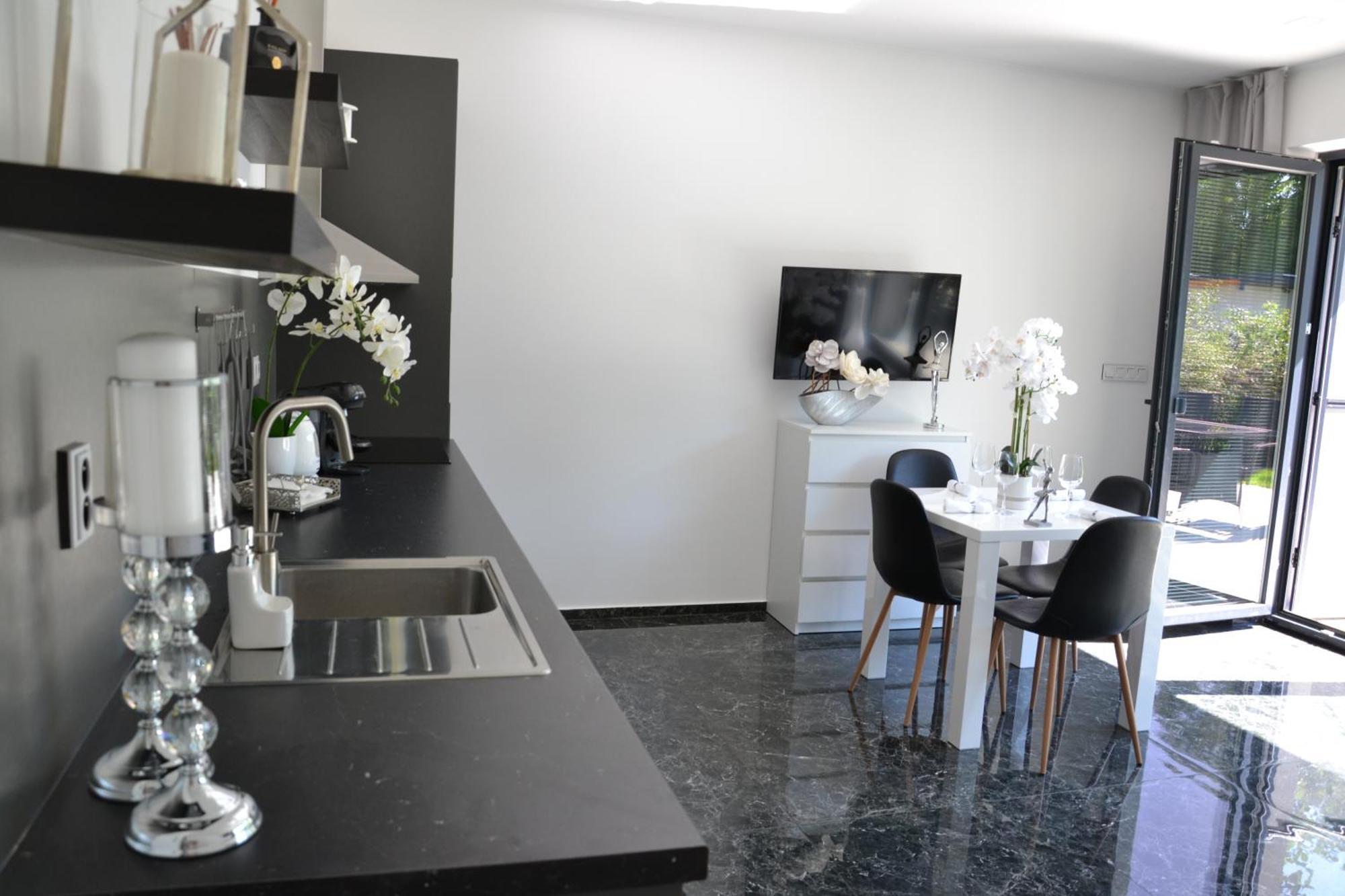 Apartmany U Polanskych บุลฮารี ภายนอก รูปภาพ